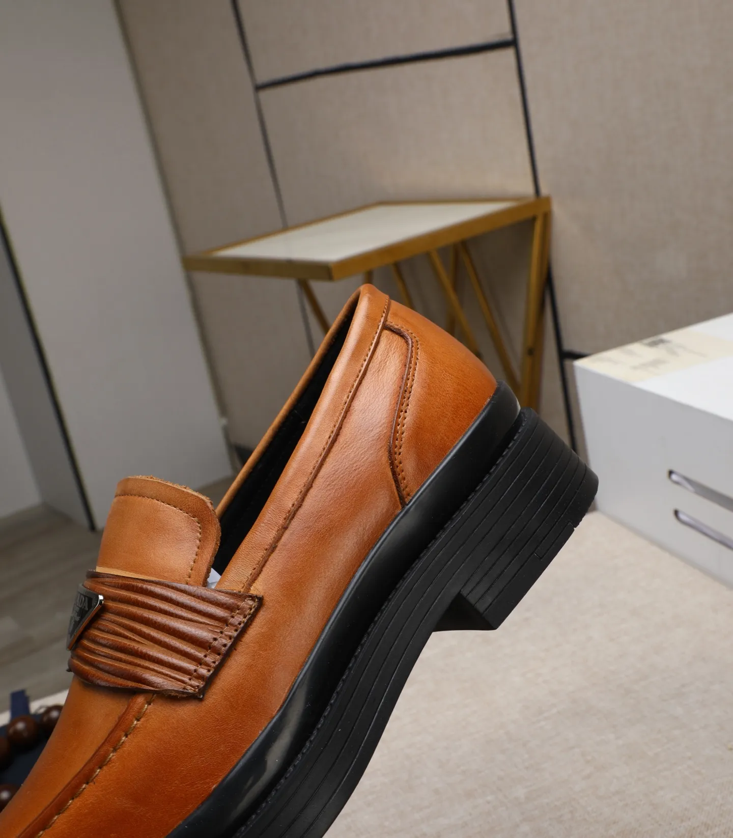 Men's men's shoes 💰540 (water-dyed cow leather) 📛📛PRADA high-end counter's latest formal business leather shoes 👔original and highest quality! Imported from Italy 🇮🇹 first-layer calfskin fabric ➕ cowhide lining Original outsole Formal size: 38➖44 (45 customized)